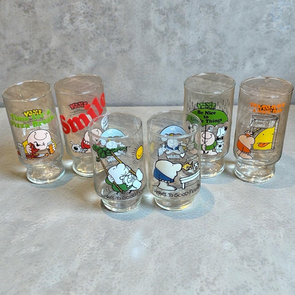 Vintage Ziggy Hardee's Complete 1979 Set of 4 Glasses 7-Up Ziggy Collector Glass